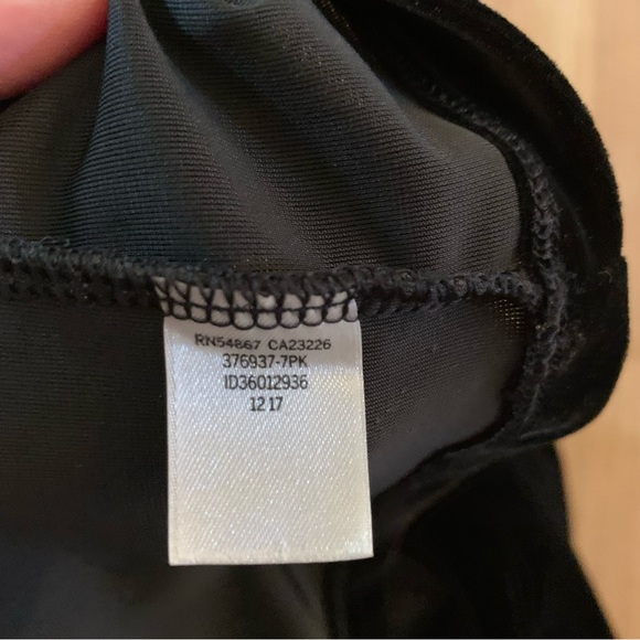 Victoria’s Secret PINK Crop Top - Picture 3 of 7